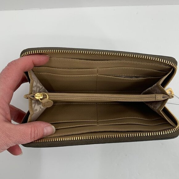 DKNY Donna Karan Saffiano Leather Khaki Zip Continental Wallet logo brown new - Picture 5 of 5